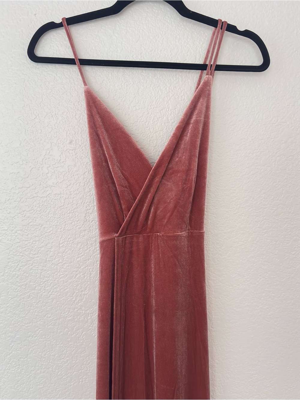 NEW NWT Lulus Mauve Velvet Faux-Wrap Maxi Dress Size Large - Picture 3 of 6